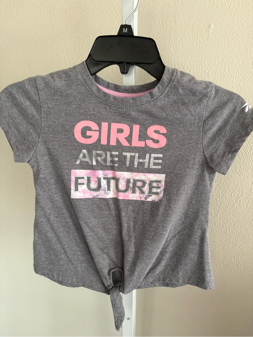 Girls' Gray Short-Sleeve Tee with Pink 'Girls Are The Future' Graphic Size 6